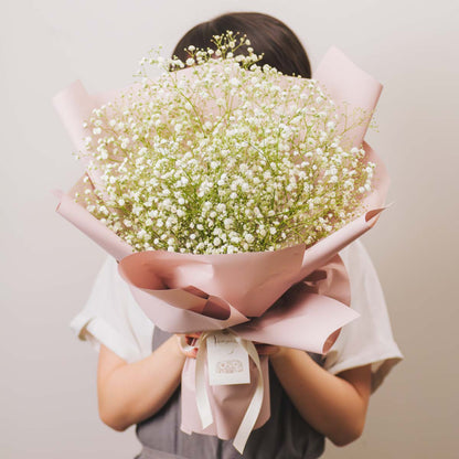 カスミソウの花束